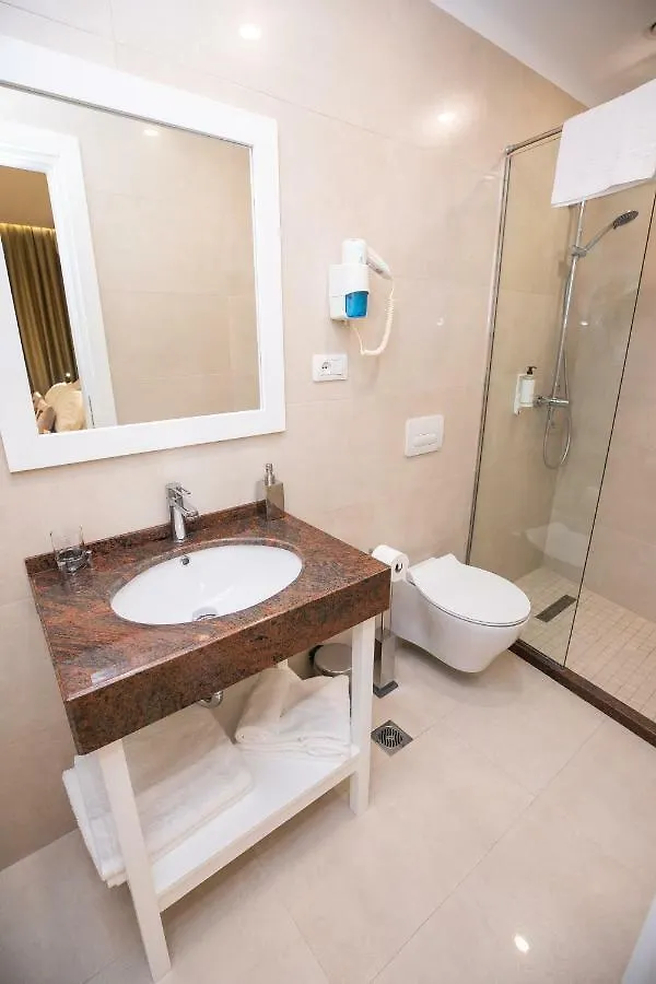 Hotel Elior Tirana 3*,  Albania